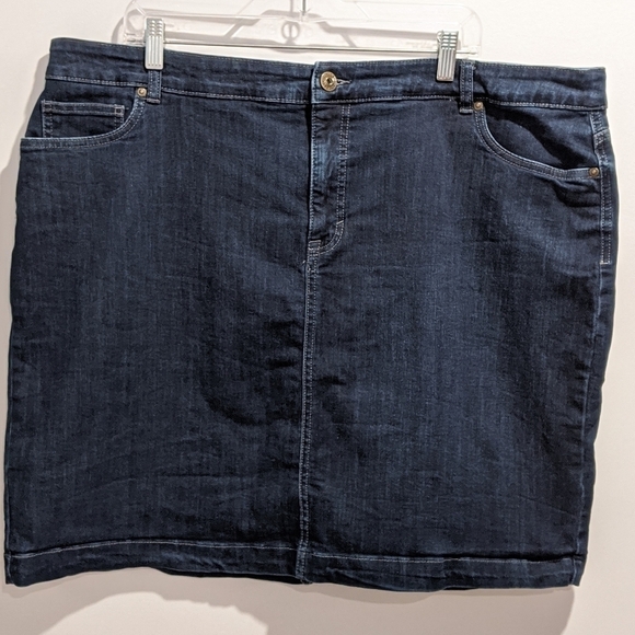 2/$20 Style & Co dark blue denim jeans skirt 20W - Picture 1 of 5